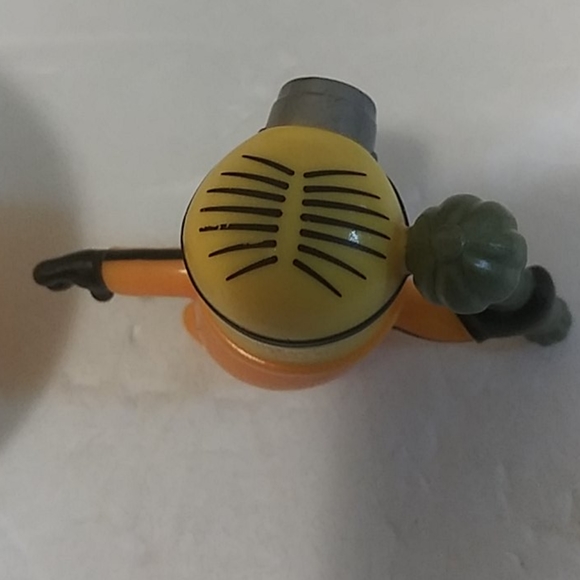 Minions 2 McDonald's Happy Meal Toy - Picture 8 of 12